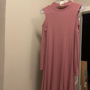 Pink light weight dress with exposed shoulders